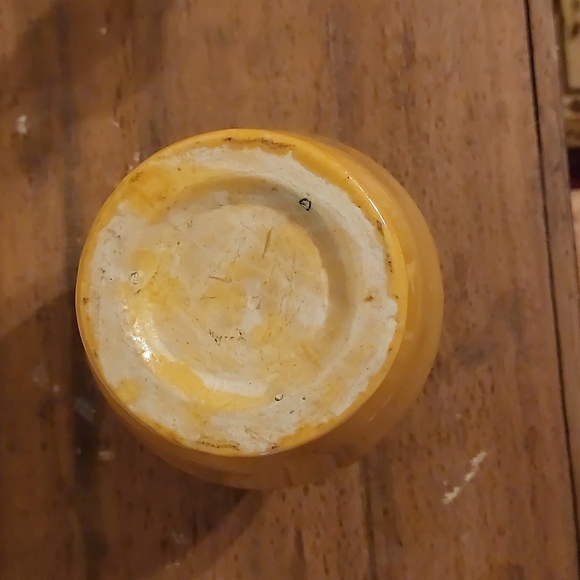 Ceramic Vase - Picture 4 of 7